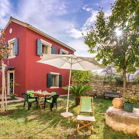Traditional Rustic Maisonette By Konnect Agios Ioannis Peristerion Dış mekan fotoğraf